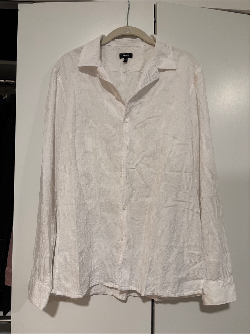 Express White Textured Long-Sleeve Button-Down Shirt